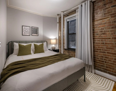 115 MULBERRY ST - Photo Thumbnail 6