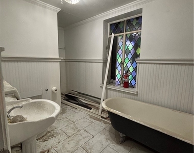 4825 Butler St. (to Lease) - Photo Thumbnail 7
