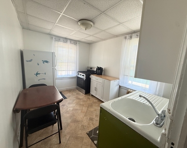 470 Lafayette Blvd Long Beach - Photo Thumbnail 4