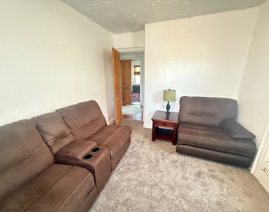 470 Lafayette Blvd Long Beach - Photo Thumbnail 5