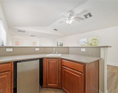 9372 Glendora Valley Street - Photo Thumbnail 12