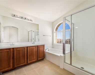 9372 Glendora Valley Street - Photo Thumbnail 15