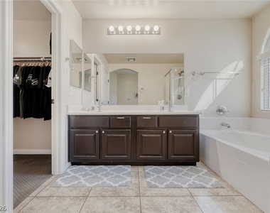 9434 Marshall Creek Street - Photo Thumbnail 14
