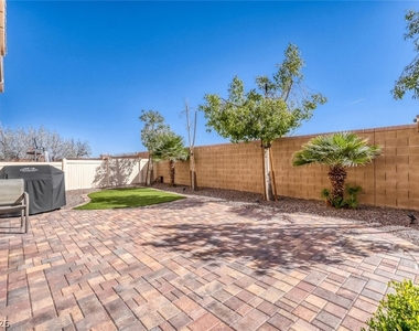 9434 Marshall Creek Street - Photo Thumbnail 26