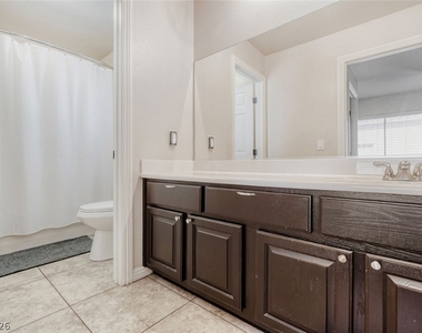 9434 Marshall Creek Street - Photo Thumbnail 13