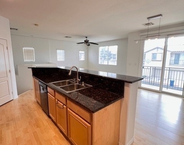 6255 Arby Avenue - Photo Thumbnail 15