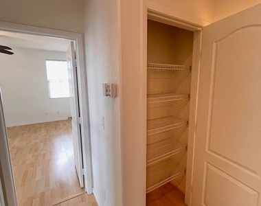 6255 Arby Avenue - Photo Thumbnail 11
