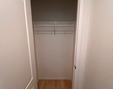 6255 Arby Avenue - Photo Thumbnail 17