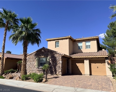464 Via Palermo Drive - Photo Thumbnail 1