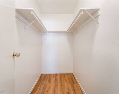 1611 E Harmon Avenue - Photo Thumbnail 22