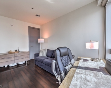 4471 Dean Martin Drive - Photo Thumbnail 24