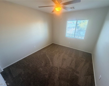 625 Sterling Spur Avenue - Photo Thumbnail 16