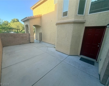 625 Sterling Spur Avenue - Photo Thumbnail 1
