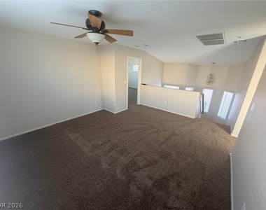 625 Sterling Spur Avenue - Photo Thumbnail 13