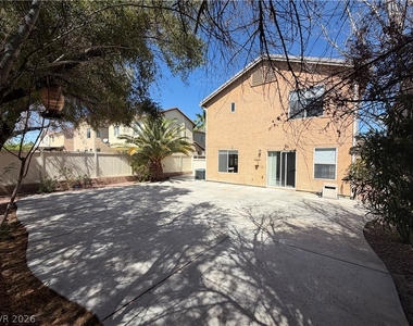 2515 Begonia Valley Avenue - Photo Thumbnail 30