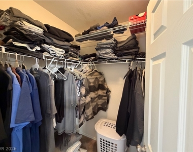 2515 Begonia Valley Avenue - Photo Thumbnail 26