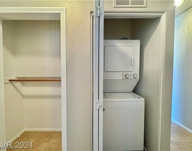 8805 Jeffreys Street - Photo Thumbnail 16