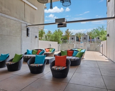 353 E Bonneville Avenue - Photo Thumbnail 24