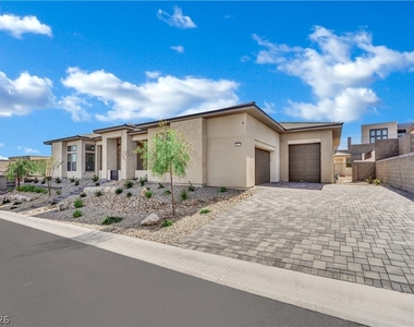 10973 Horizon Ledge Avenue - Photo Thumbnail 2