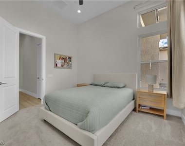 10973 Horizon Ledge Avenue - Photo Thumbnail 20