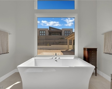 10973 Horizon Ledge Avenue - Photo Thumbnail 31