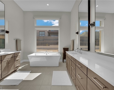 10973 Horizon Ledge Avenue - Photo Thumbnail 27