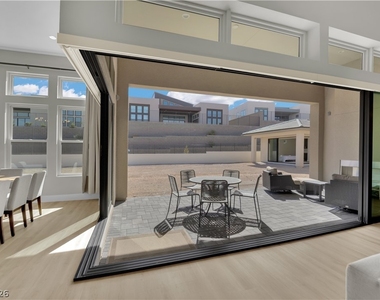 10973 Horizon Ledge Avenue - Photo Thumbnail 41