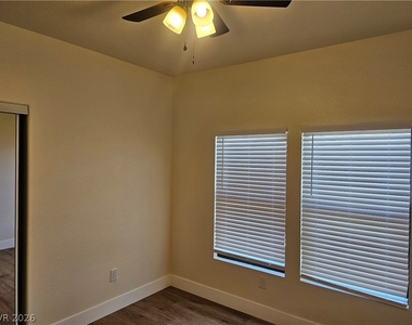 8250 N Grand Canyon Drive - Photo Thumbnail 15
