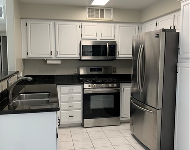 5710 E Tropicana Avenue - Photo Thumbnail 14