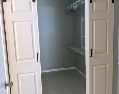 5710 E Tropicana Avenue - Photo Thumbnail 33