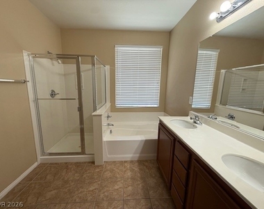 5393 Bristol Bend Court - Photo Thumbnail 9
