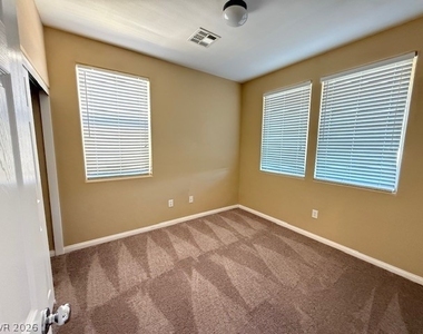 5393 Bristol Bend Court - Photo Thumbnail 13