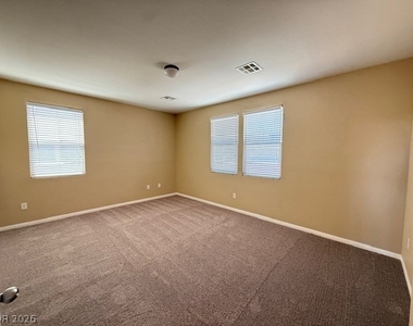 5393 Bristol Bend Court - Photo Thumbnail 8