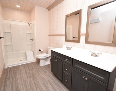 152 Court Street - Photo Thumbnail 7