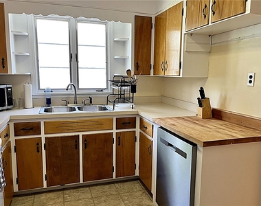 51 Elmerston Road - Photo Thumbnail 12