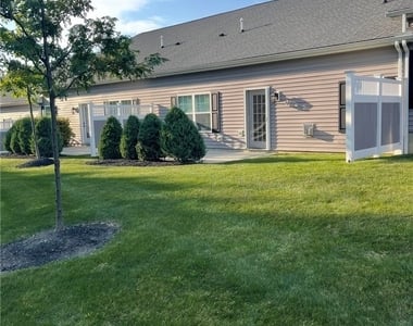 5281 Chestnut Ridge - Photo Thumbnail 16
