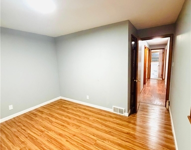 2791 N Forest Road - Photo Thumbnail 11