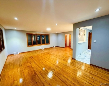 2791 N Forest Road - Photo Thumbnail 2