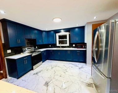 2791 N Forest Road - Photo Thumbnail 7