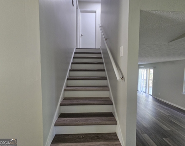 938 Iron Gate Boulevard - Photo Thumbnail 9