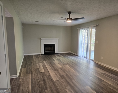 938 Iron Gate Boulevard - Photo Thumbnail 5