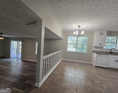 938 Iron Gate Boulevard - Photo Thumbnail 2