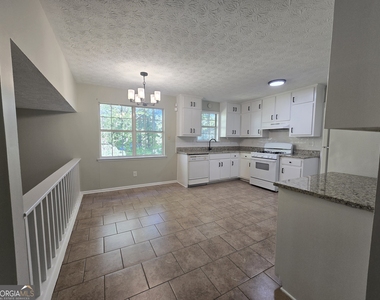 938 Iron Gate Boulevard - Photo Thumbnail 1