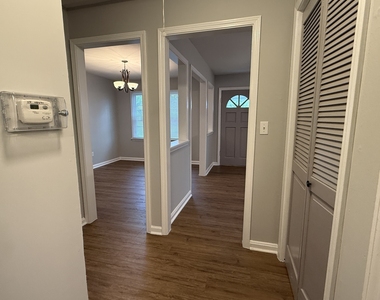 4035 S Bogan Road - Photo Thumbnail 5