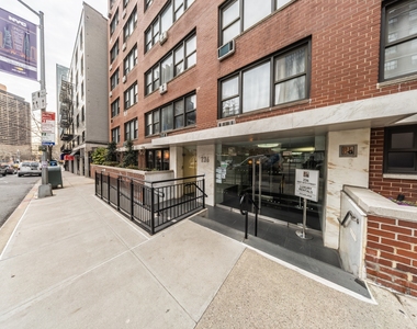 East 36th Street - Photo Thumbnail 7