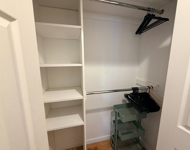 319 East 50th Street - Photo Thumbnail 11