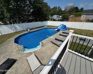 18 Branch Road - Photo Thumbnail 4