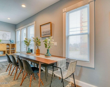148 Heck Avenue - Photo Thumbnail 7