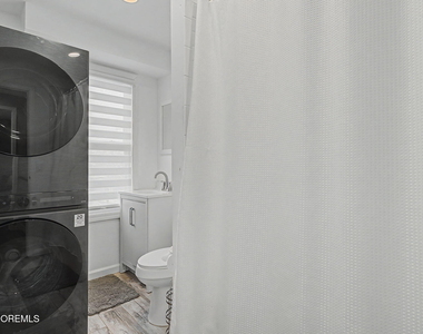 148 Heck Avenue - Photo Thumbnail 17