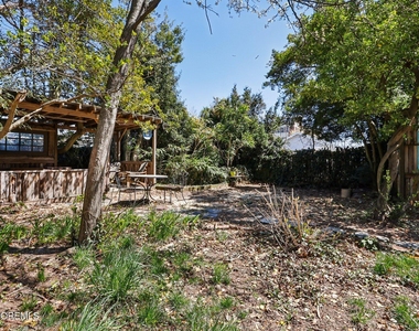 15 Woolley Avenue - Photo Thumbnail 25